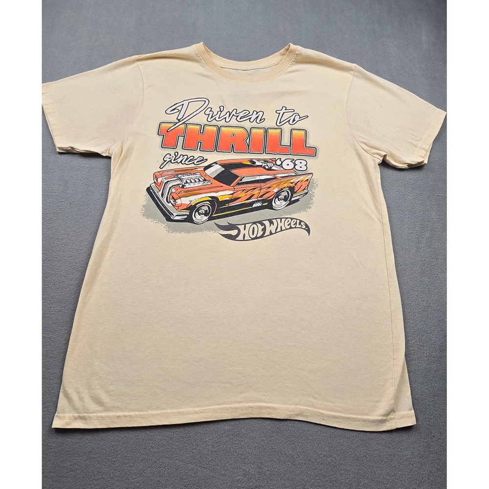 Hot Wheels Driven to Thrill Since 68 Graphic T-Shirt Mens Medium Cream Tan Car